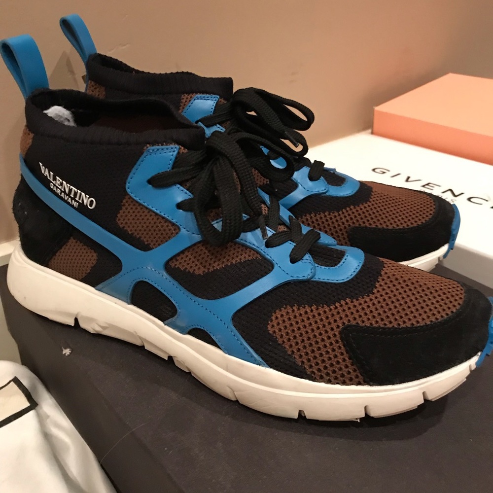 Valentino Sneakers